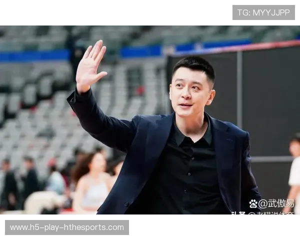 杨鸣称外界质疑未停 球员们激发斗志，杨鸣精彩集锦