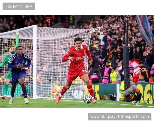 利物浦中前场衔接顺畅，马赛防线被牵制，球赛 利物浦